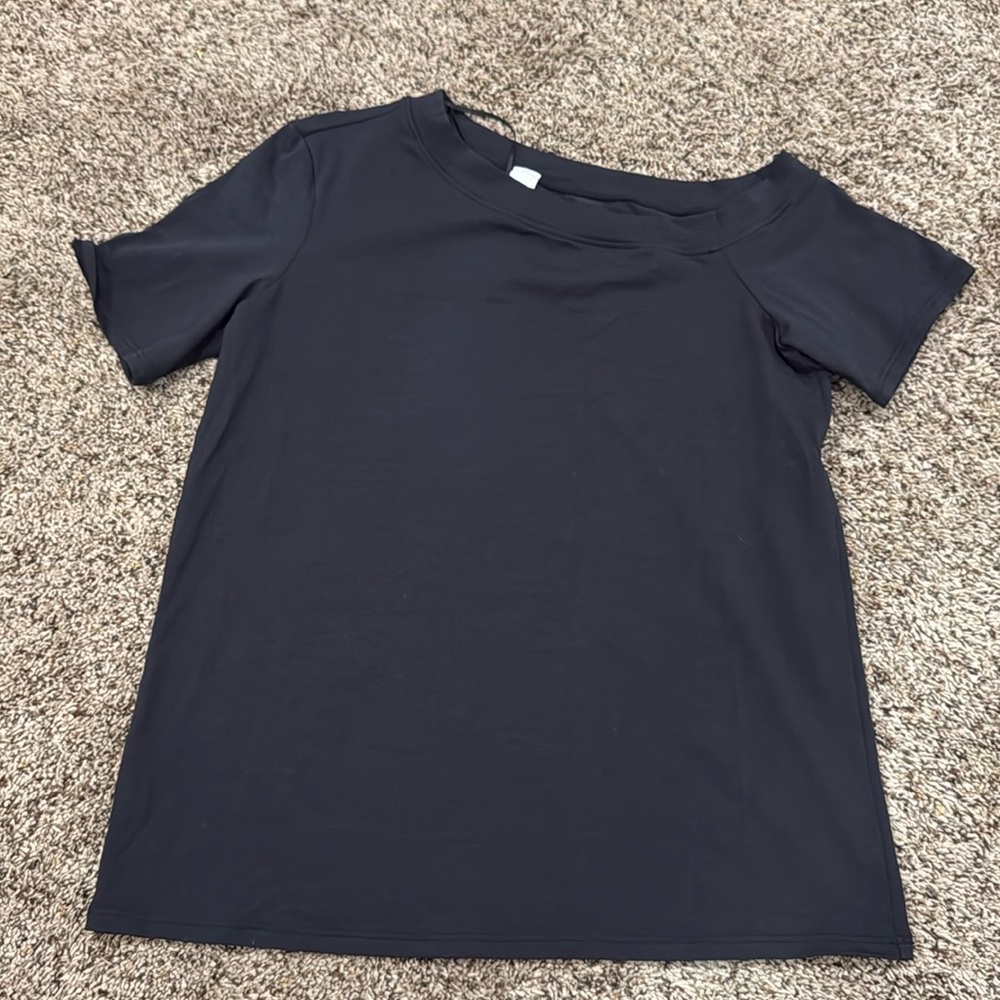Lululemon off the shoulder top!